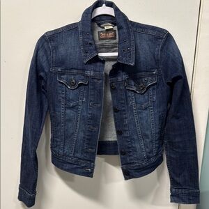 Levi's Women's Stretch Slim Embellished Studded Denim Jacket size XS